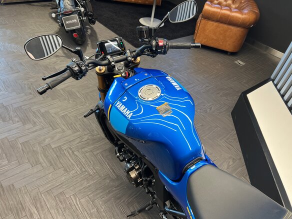 2022 Yamaha XSR900, синий - вид 14