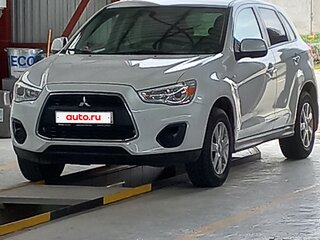 2014 Mitsubishi ASX I Рестайлинг, белый, 1000000 рублей, вид 1