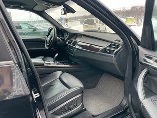 2012 BMW X5 35i II (E70) Рестайлинг, чёрный, 1995000 рублей, вид 4