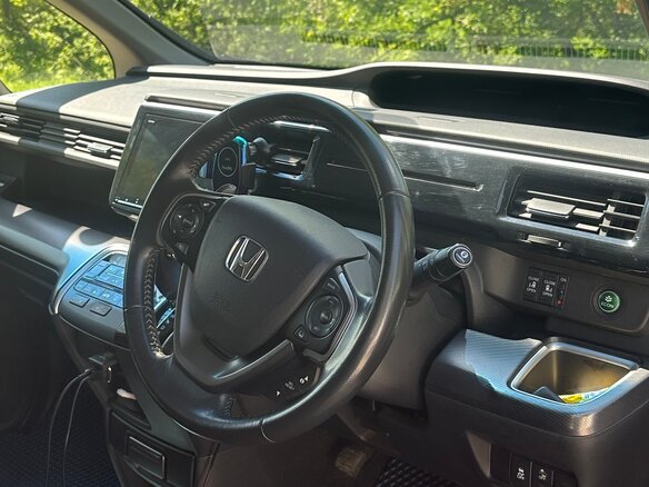2018 Honda Stepwgn Spada V Рестайлинг, синий, 2600000 рублей - вид 7