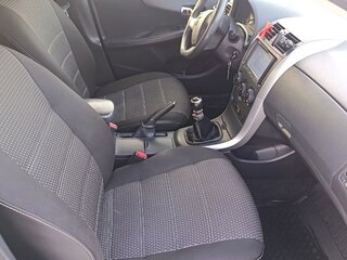 2012 Toyota Corolla X (E140, E150) Рестайлинг, серебристый, 980000 рублей, вид 5