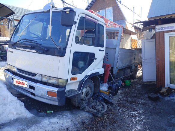 1993 Nissan Condor, белый, 4250000 рублей - вид 5