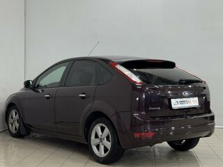 2010 Ford Focus II Рестайлинг, фиолетовый, 529000 рублей, вид 3