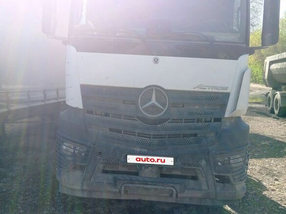 2023 Mercedes-Benz Arocs, белый, 9182700 рублей - вид 2