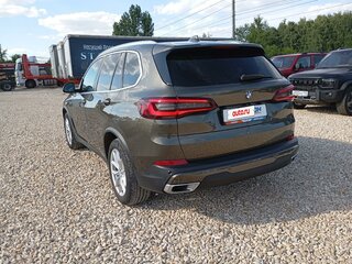 2021 BMW X5 25d IV (G05/G18), зелёный, 4650000 рублей, вид 4
