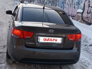 2010 Kia Cerato 6-speed II, коричневый, 660000 рублей, вид 3