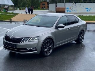 2017 Skoda Octavia III (A7) Рестайлинг, бежевый, 1800000 рублей, вид 1