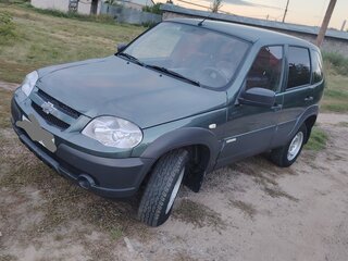 2014 Chevrolet Niva I Рестайлинг, серый, 595000 рублей, вид 1