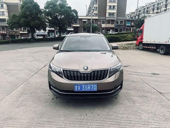 2022 Skoda Kamiq I (China Market), коричневый - вид 2
