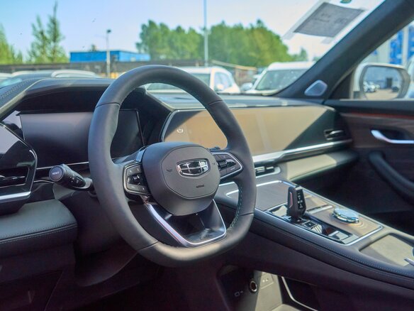 2026 Geely Monjaro I Рестайлинг, серебристый, 4855990 рублей - вид 20