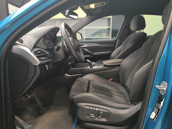 2018 BMW X6 30d II (F16), голубой, 4650000 рублей - вид 32