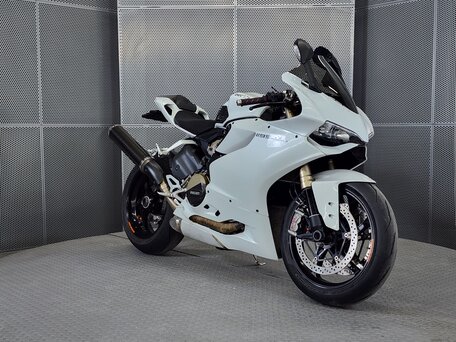 2012 Ducati 1199 Panigale, белый, 1079000 рублей, вид 2