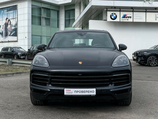 2021 Porsche Cayenne III, чёрный, 7761422 рублей, вид 2