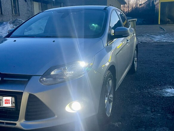 2013 Ford Focus III, серебристый, 630000 рублей