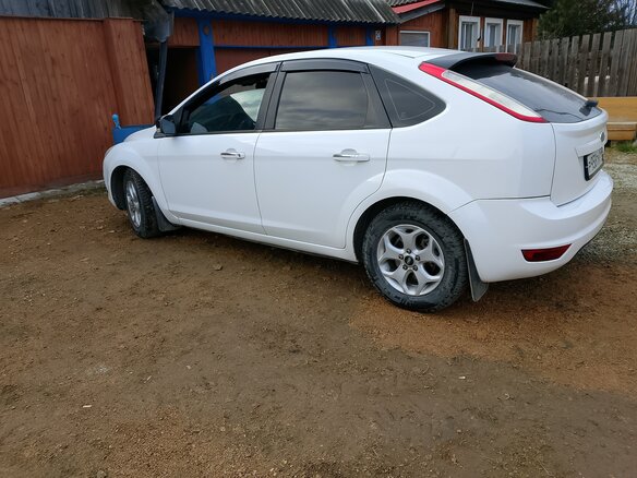 2011 Ford Focus II Рестайлинг, белый, 600000 рублей - вид 6