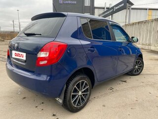 2013 Skoda Fabia II Рестайлинг, синий, 430000 рублей, вид 5