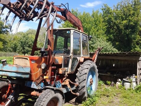1990 ЮМЗ 6, красный, 550000 рублей, вид 1
