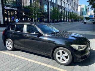 2012 BMW 1 серии 116i II (F20/F21), чёрный, 910000 рублей, вид 3