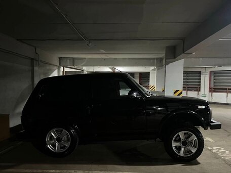 2024 Lada (ВАЗ) Niva Legend I, зелёный, 890000 рублей, вид 2