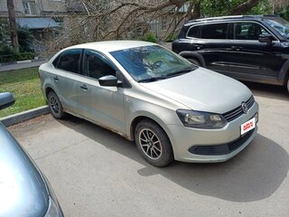 2011 Volkswagen Polo V, серебристый, 500000 рублей, вид 3