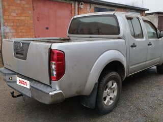 2007 Nissan Navara (Frontier) III (D40), серебристый, 725000 рублей, вид 2