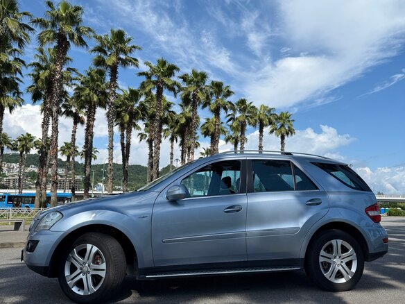 2009 Mercedes-Benz M-Класс 320 II (W164) Рестайлинг, голубой, 1700000 рублей - вид 10