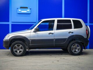 2020 Lada (ВАЗ) Niva, серебристый, 814000 рублей, вид 3