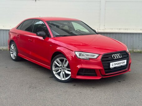 2018 Audi A3 III (8V) Рестайлинг, красный, 2050000 рублей, вид 3