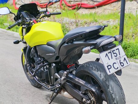 2009 Honda CB 600F Hornet, жёлтый, 650000 рублей, вид 4