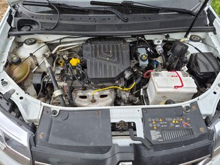 2019 Renault Logan II Рестайлинг, белый, 800000 рублей, вид 5