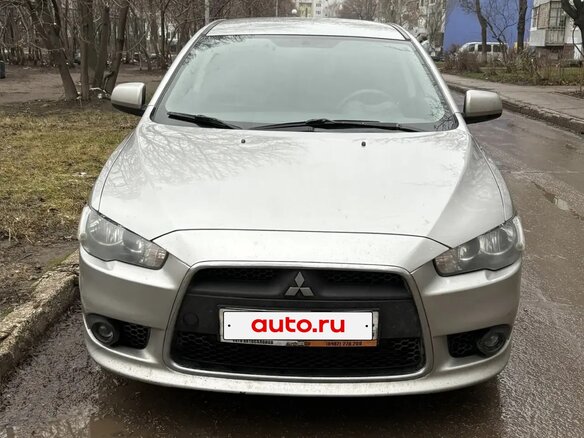 2013 Mitsubishi Lancer X Рестайлинг, серебристый, 799900 рублей