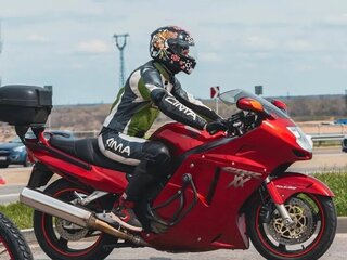Honda CBR 1100 XX