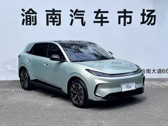 2025 Arcfox T1 42.3 kWh, зелёный - вид 4