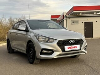 2018 Hyundai Solaris II, серебристый, 1400000 рублей, вид 1