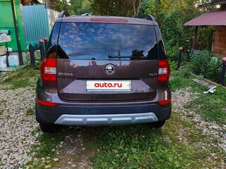 2015 Skoda Yeti I Рестайлинг, коричневый, 1350000 рублей, вид 3