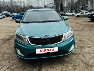 2011 Kia Rio 4-speed III, зелёный, 650000 рублей, вид 4