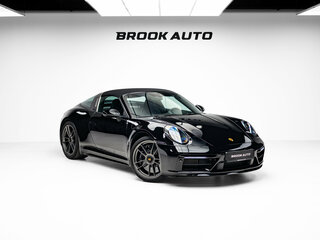 2022 Porsche 911 Targa 4 GTS VIII (992), чёрный, 21490000 рублей, вид 5