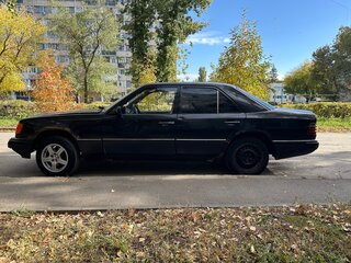 1991 Mercedes-Benz W124 200, чёрный, 160000 рублей, вид 5