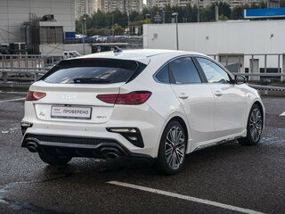2021 Kia K3 II Рестайлинг, белый, 2198000 рублей, вид 5