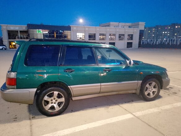 1997 Subaru Forester I, зелёный - вид 1