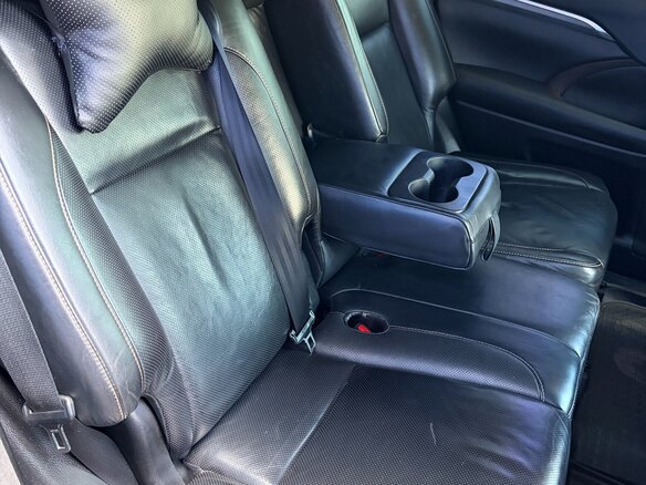 2017 Toyota Highlander III (XU50) Рестайлинг, чёрный, 2550000 рублей - вид 32