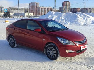 2016 Hyundai Solaris I Рестайлинг, красный, 850000 рублей, вид 2