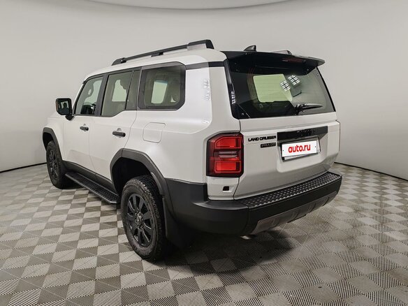 2025 Toyota Land Cruiser Prado 250 Series, белый - вид 5