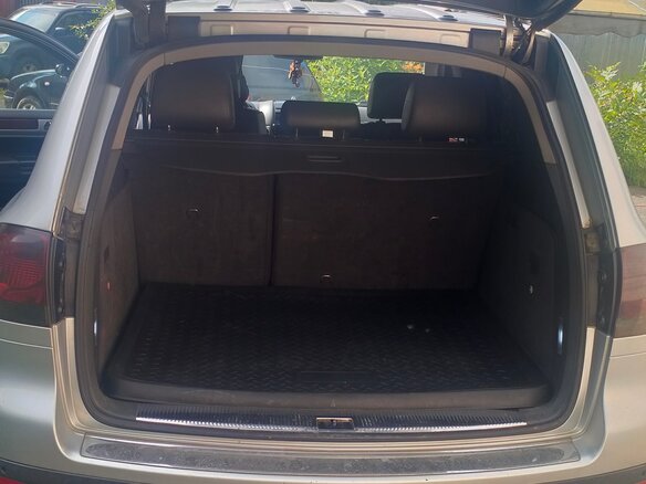 2004 Volkswagen Touareg I, серебристый - вид 10