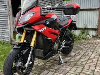 2017 BMW S 1000 XR, красный, 1130000 рублей, вид 1