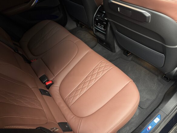 2025 BMW X6 30d III (G06) Рестайлинг, синий, 13550000 рублей - вид 24
