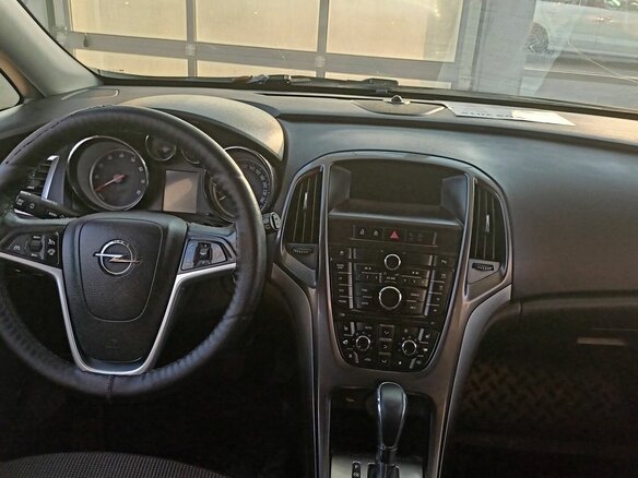 2013 Opel Astra J Рестайлинг, серебристый, 502000 рублей - вид 14