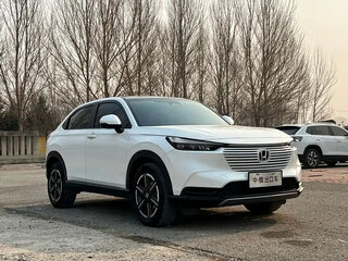 2023 Honda Vezel II, белый, 1540000 рублей, вид 3