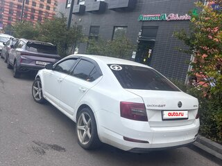 2016 Skoda Octavia III (A7), белый, 650000 рублей, вид 4