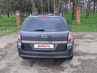 2011 Opel Astra H Рестайлинг, серый, 580000 рублей, вид 4
